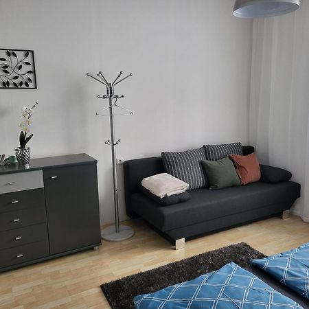 Gemuetliches Wohnen In Frauenkirchen Im Burgenland Apartment Exterior photo